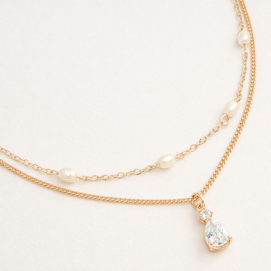 Collier superposé doré perles d’eau douce & zircon | Élégance lumineuse