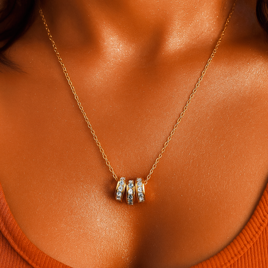 Collier Trois Anneaux Strass & Chaîne Fine | Libre