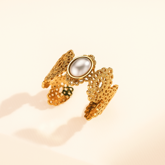 Bague Dentelle Dorée & Perle Nacrée | Royale